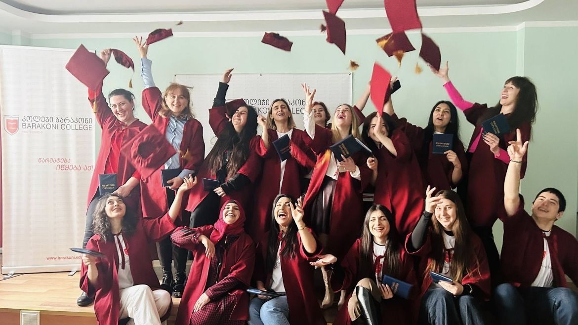 კურსდამთავრებულთა გამოსაშვები ღონისძიება გაიმართა