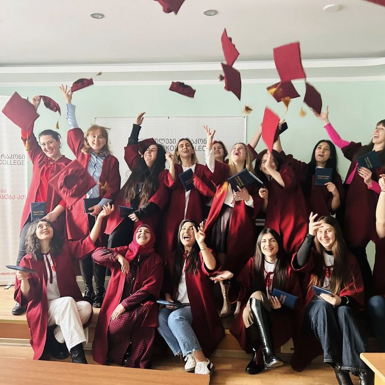 კურსდამთავრებულთა გამოსაშვები ღონისძიება გაიმართა